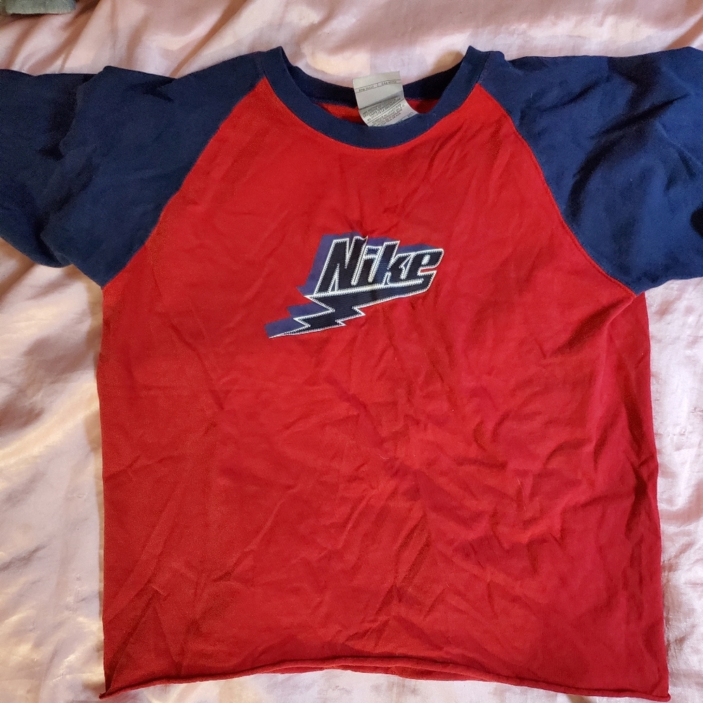 🌍3 for $15 VINTAGE NIKE SHIRT